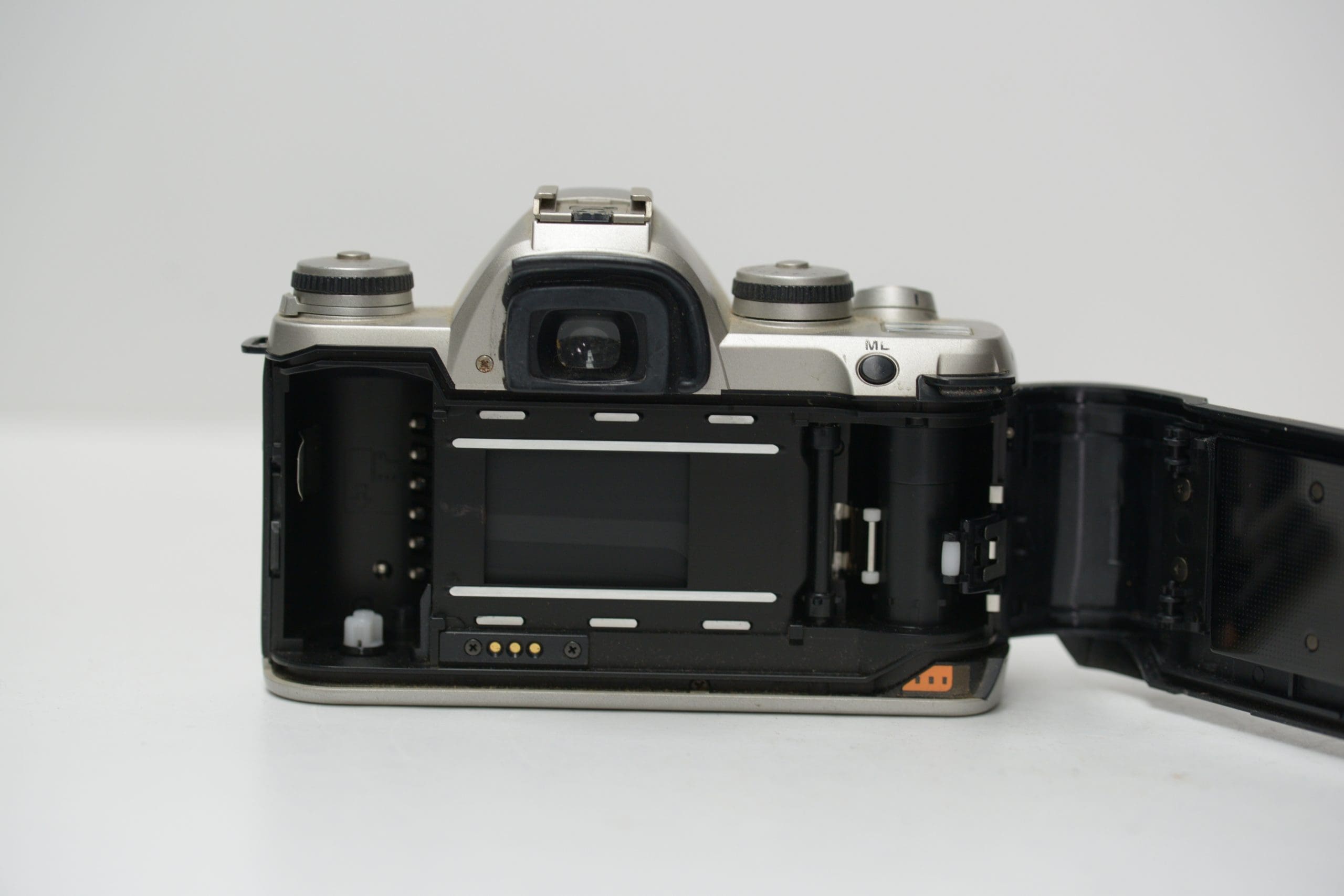 Pentax ZX-M 35mm SLR (Camera Body) (Parts or Repair)